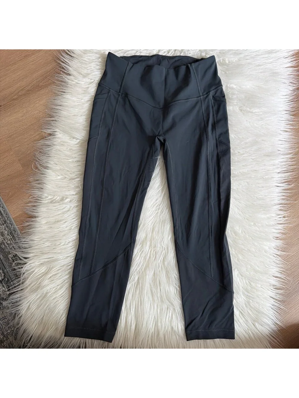Lululemon all the right places size 10